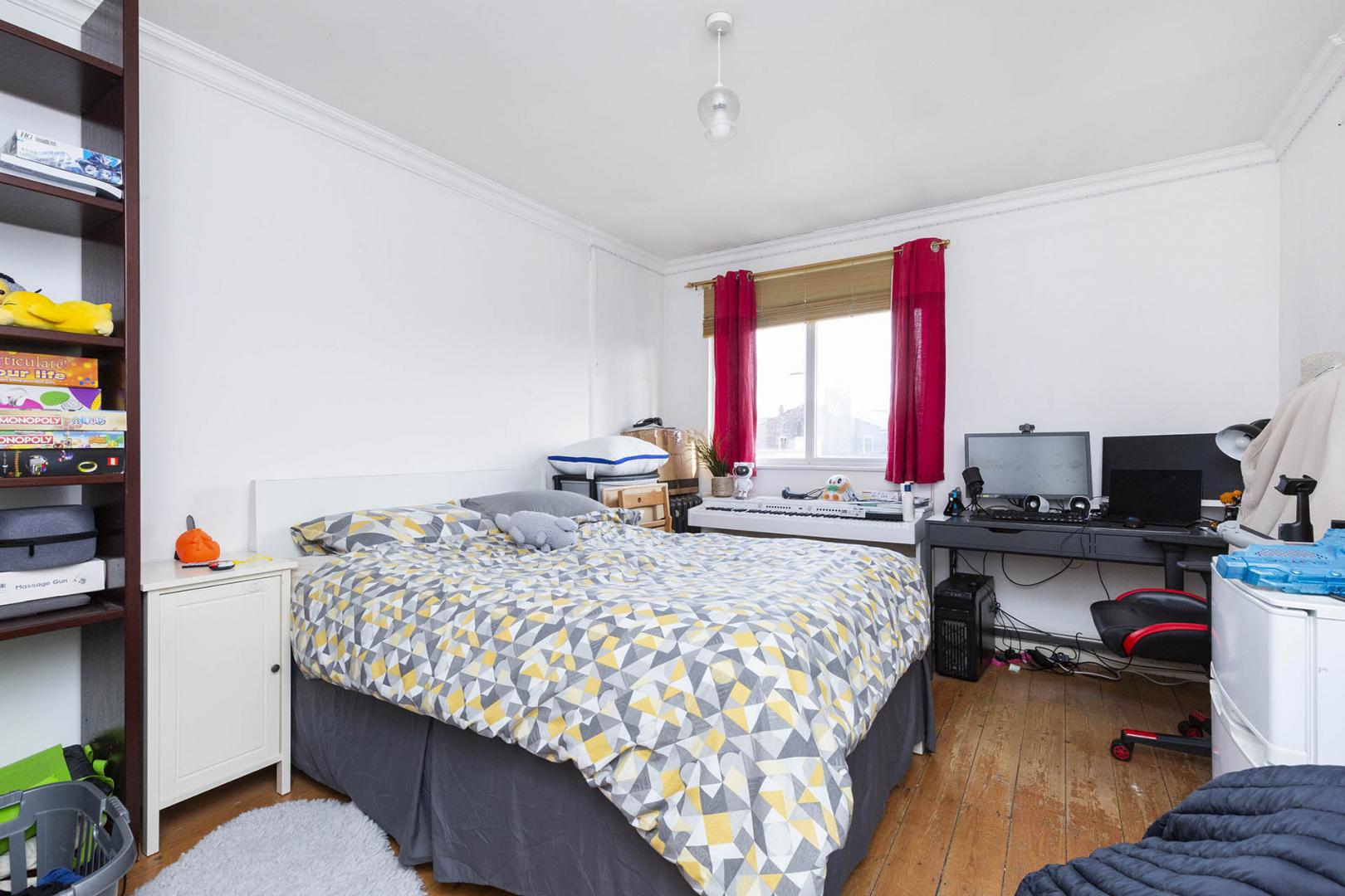 Stunning Sharers House Bransdale Close, West Hampstead